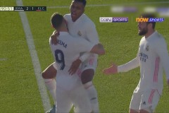 甘伯杯：巴萨4-2逆转热刺，亚马尔独造三球制胜